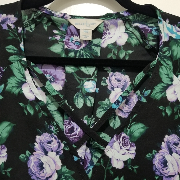 Belle and Sky Blouse - Picture 2 of 6